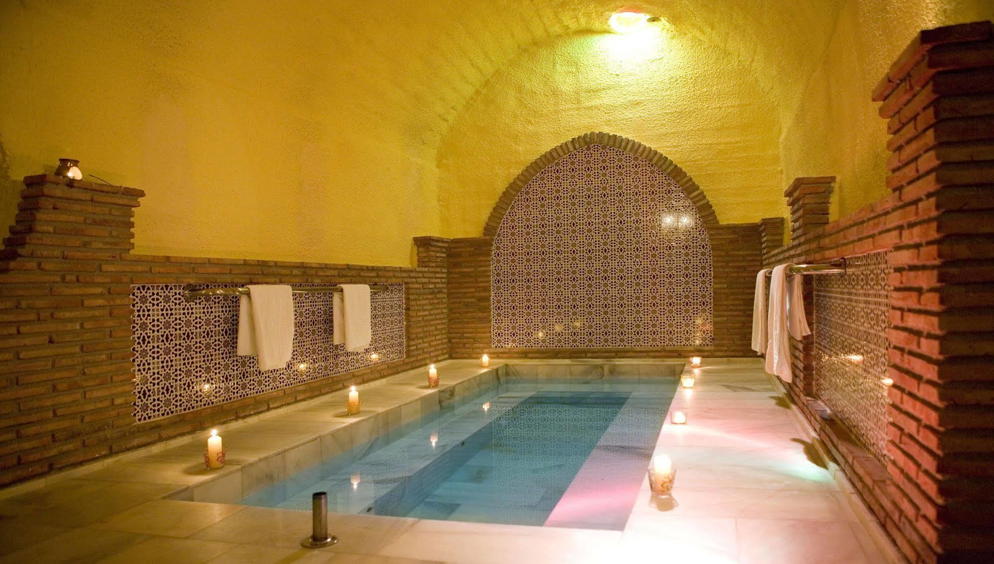 Апартаменти Cuevas Hammam Abuelo Jose Purullena Екстер'єр фото